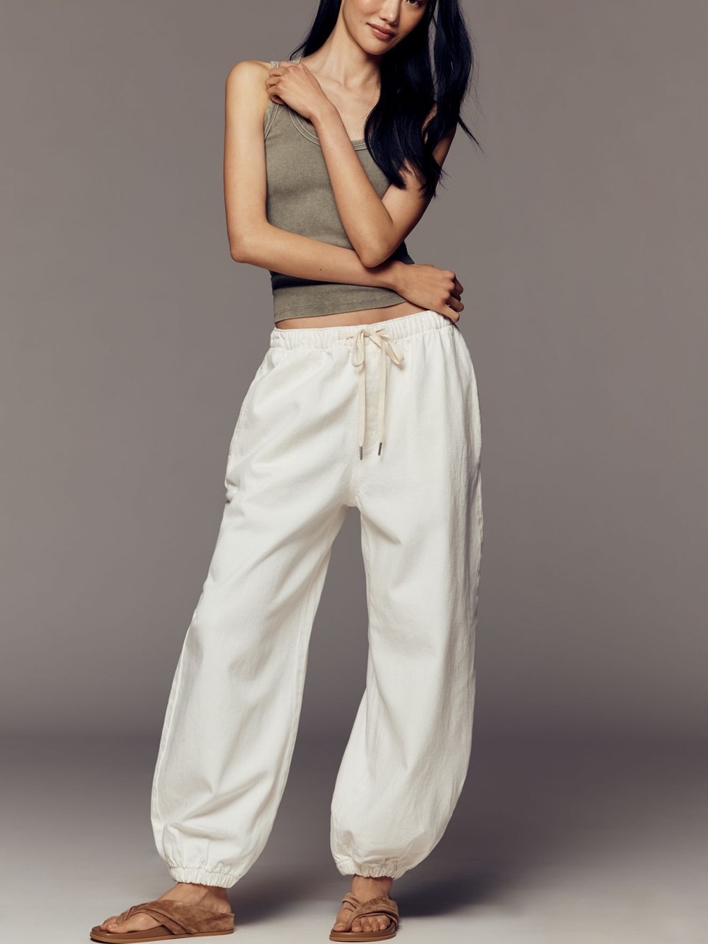Pilcro Anthropologie High Rise Pull-on Denim Balloon Joggers NWT SOLD OUT - Picture 2 of 6